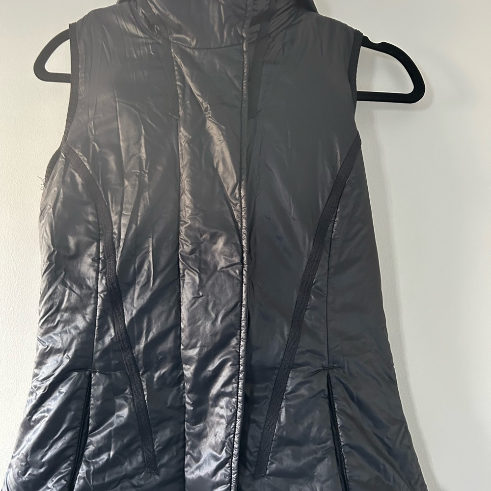 Lululemon Athletica Shiny Black Puffer Vest